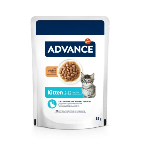 Advance Kitten Pollo en salsa sobre para gatos